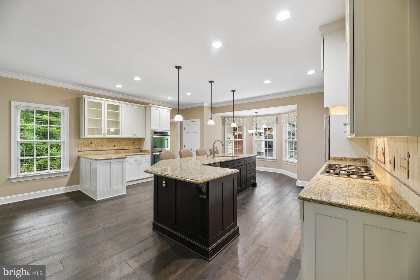 512 Seneca Green Way photo 17