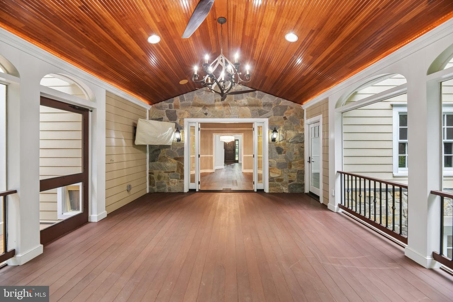 512 Seneca Green Way photo 42