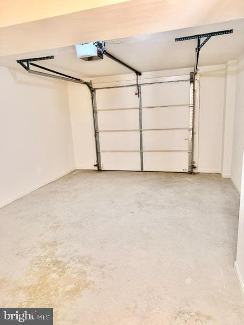 8015 Merry Oaks Court photo 28