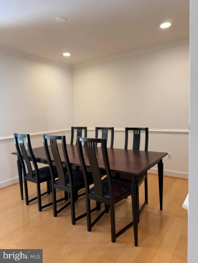 8015 Merry Oaks Court photo 6