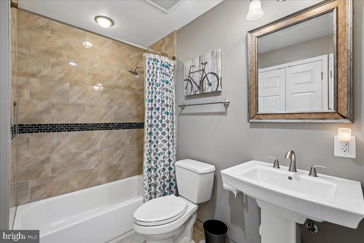2087 Hopewood Drive photo 45