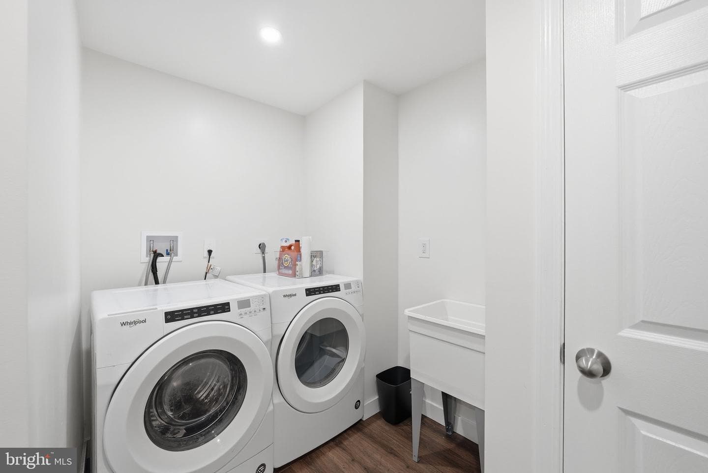 10243 Roberts Common Lane photo 19