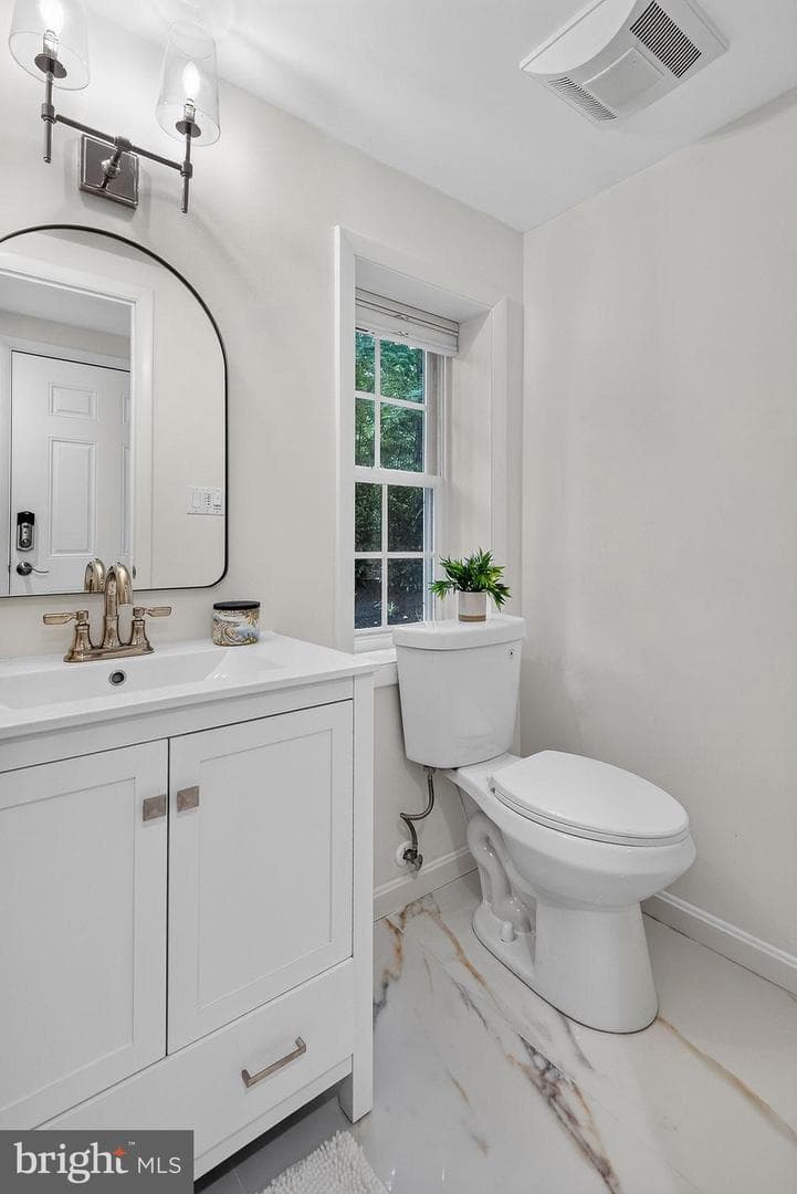 2511 Charlestown Lane photo 16
