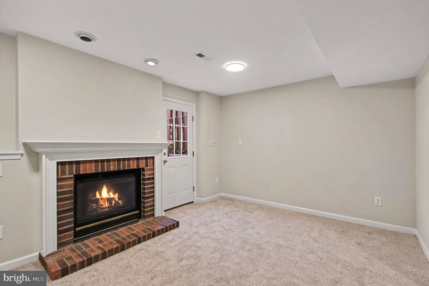 6388 Trips Way photo 14