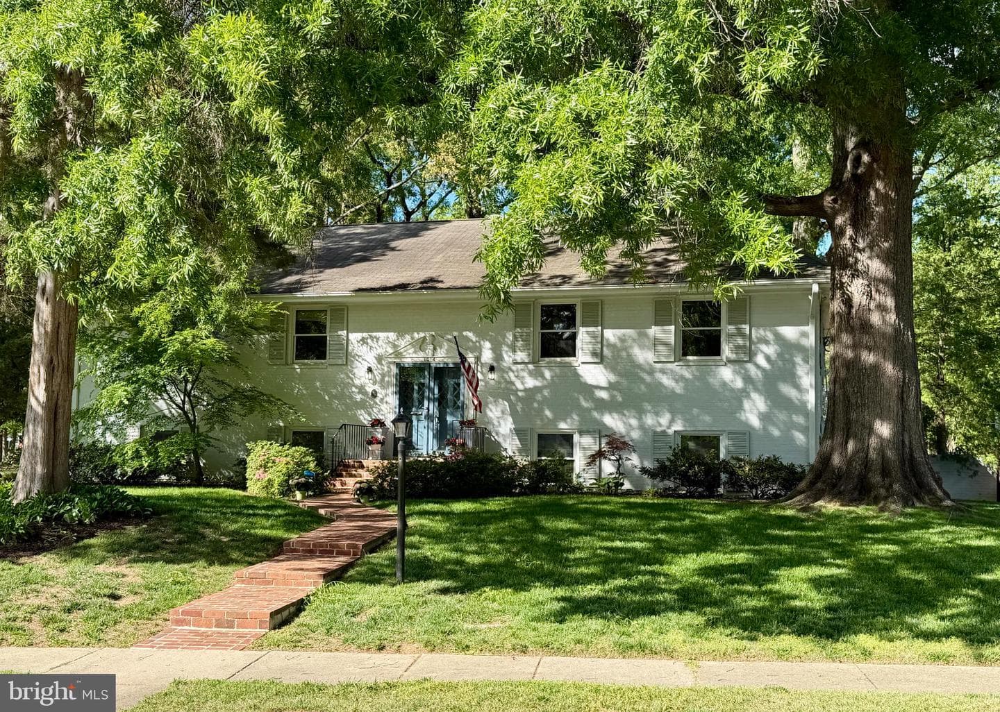 1014 Potomac Ln, Alexandria