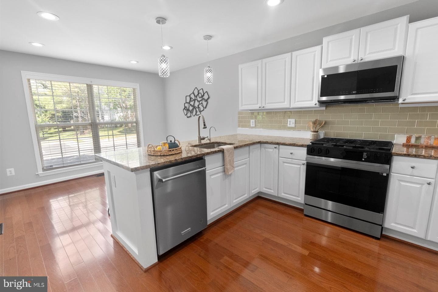 13121 Misty Glen Lane photo 3