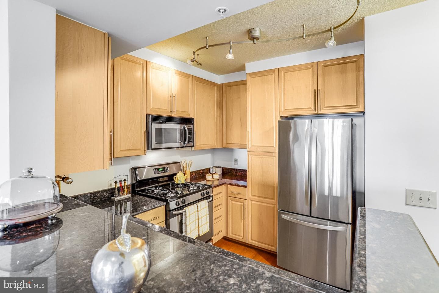 11760 Sunrise Valley Drive #415 photo 19