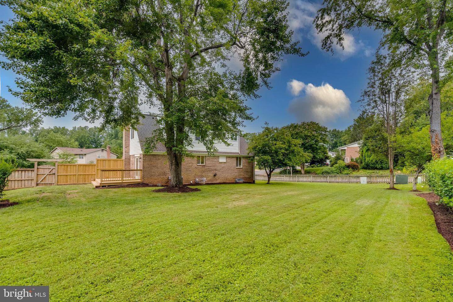 5301 Pommeroy Drive photo 40