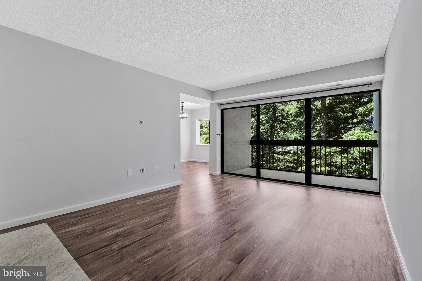 2210 Springwood Dr # 107, Reston