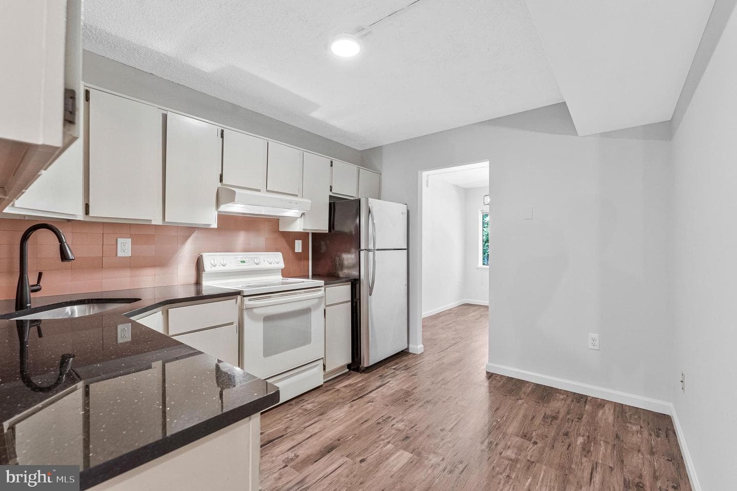 2210 Springwood Dr # 107 photo 14