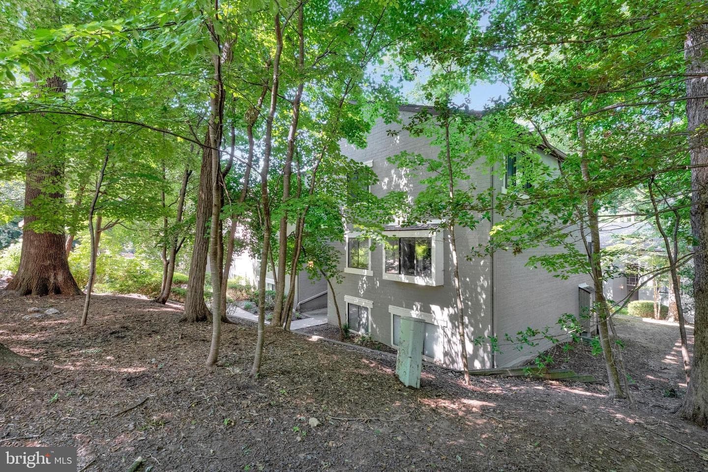 2210 Springwood Dr # 107 photo 5