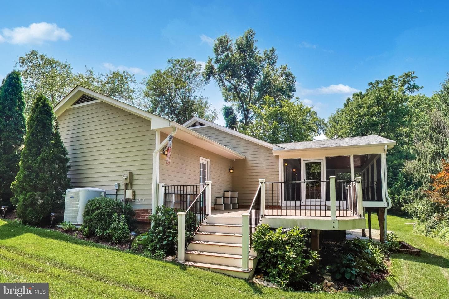 3300 Clearwood Court photo 46