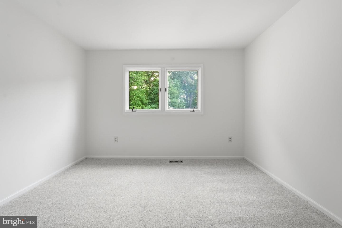 9826 Burke Pond Lane photo 24