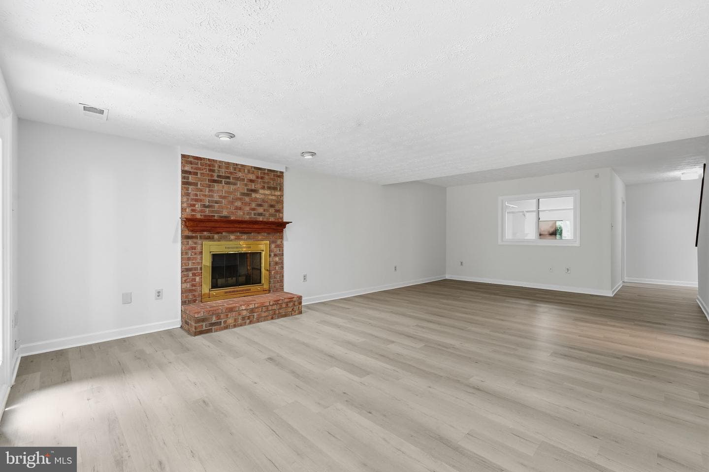 9826 Burke Pond Lane photo 35