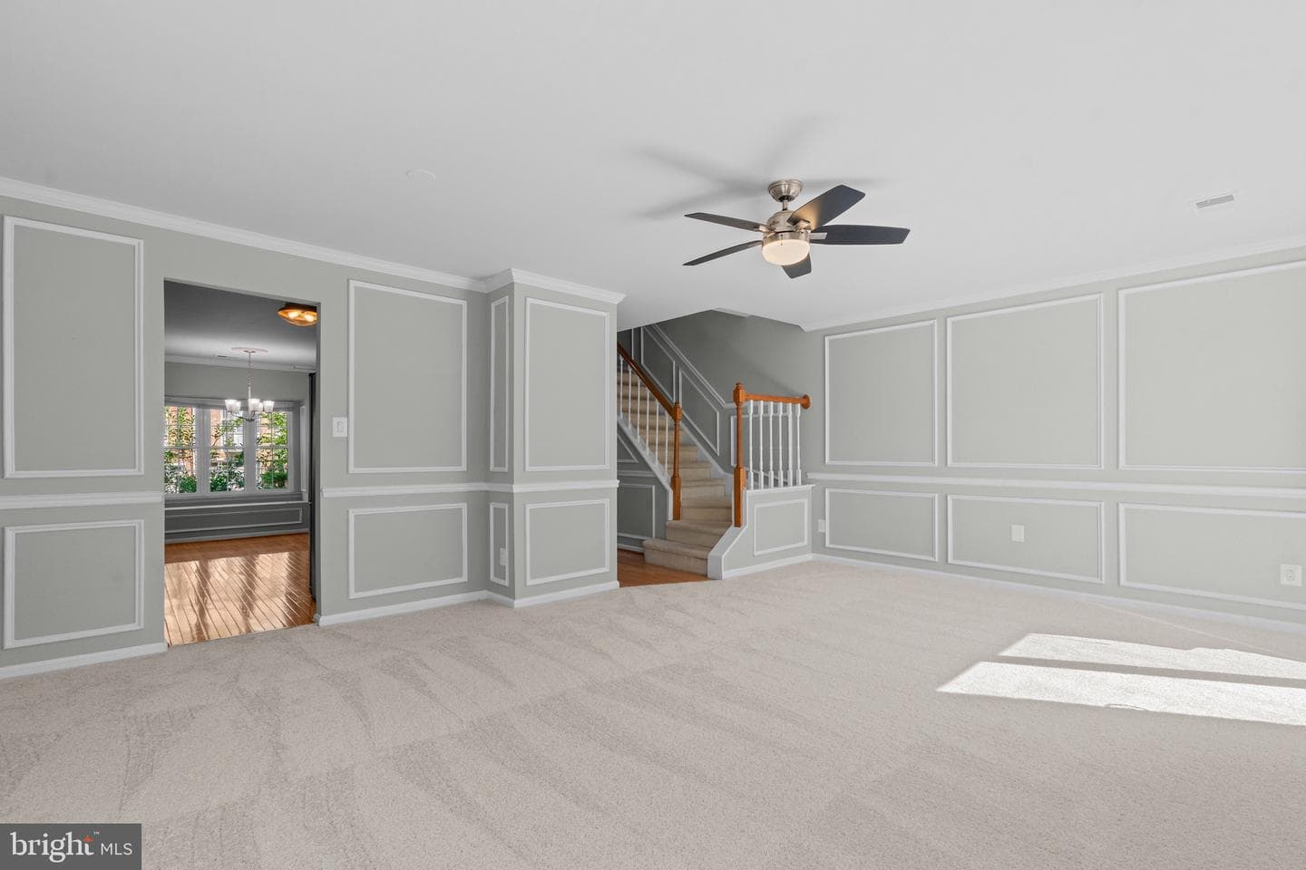 6749 Cardinal Woods Court photo 9