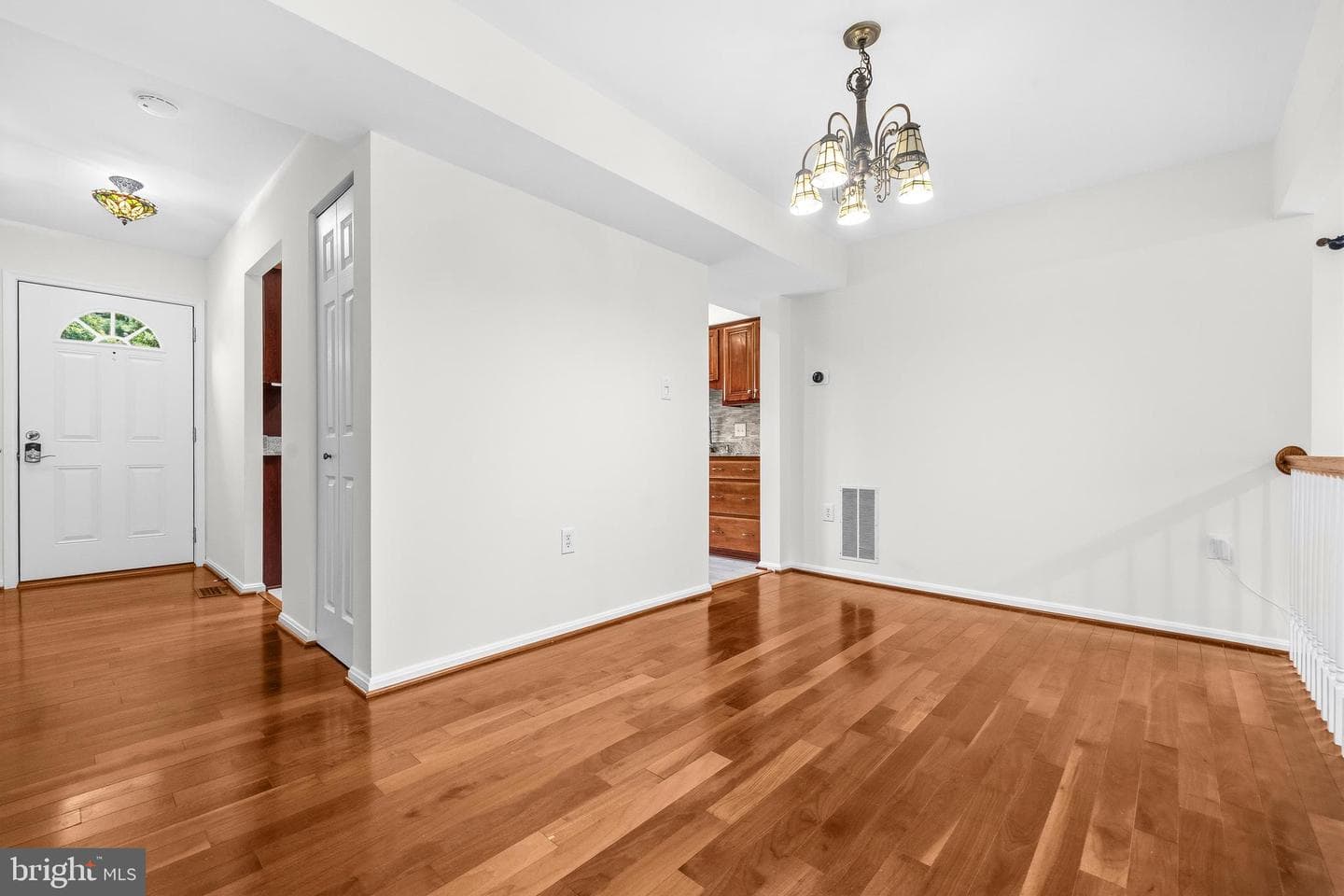 10260 Eagle Nest Court photo 12