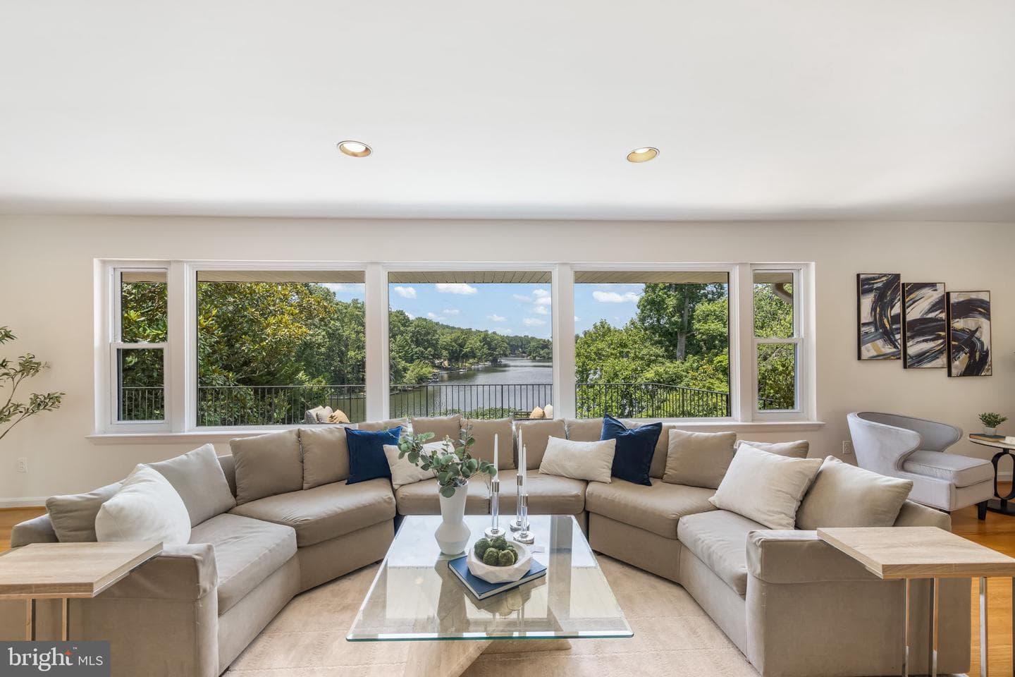 3612 Ridgeway Terrace photo 4