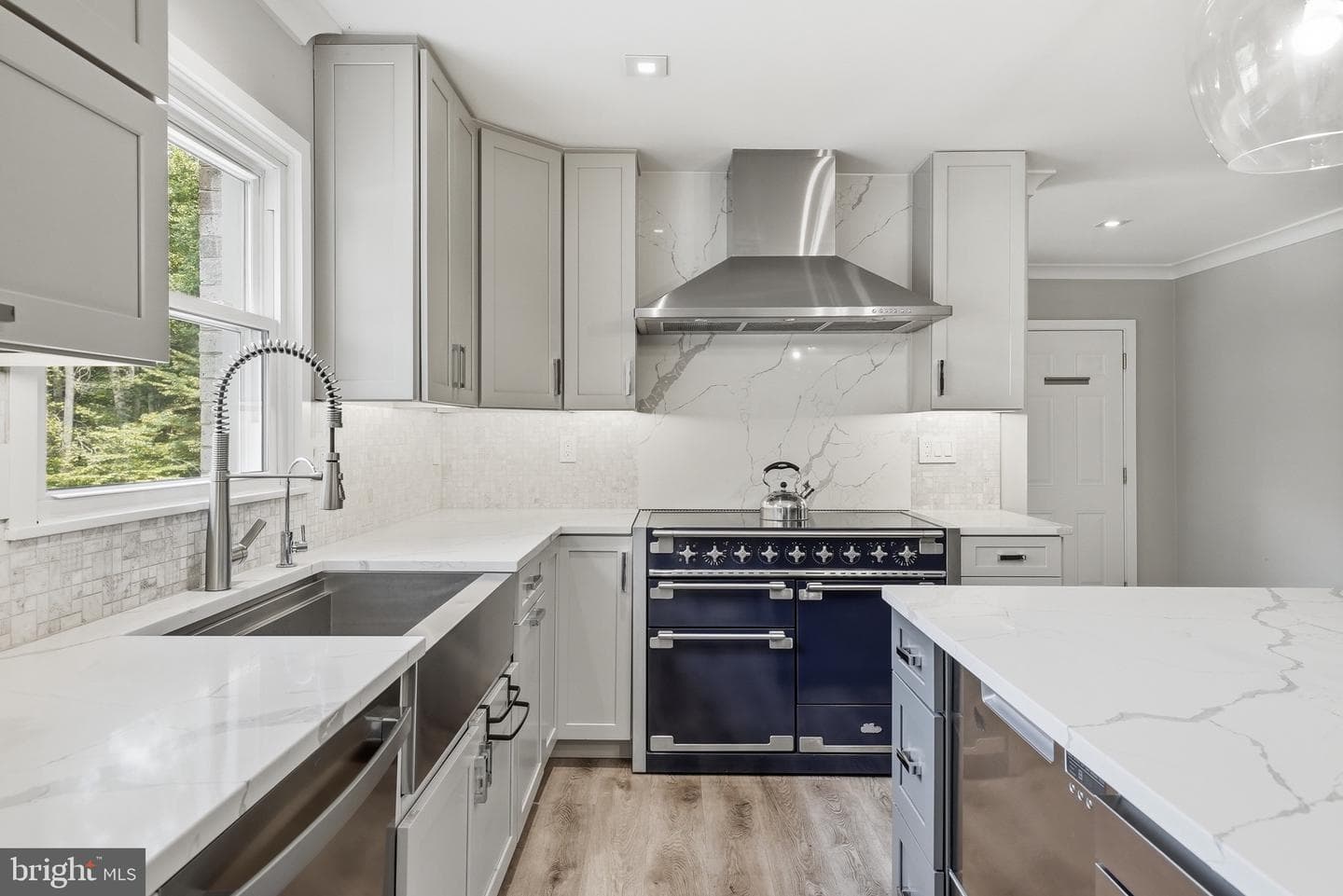 10834 Henderson Road photo 11