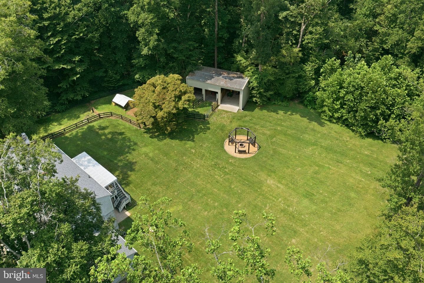 10834 Henderson Road photo 57