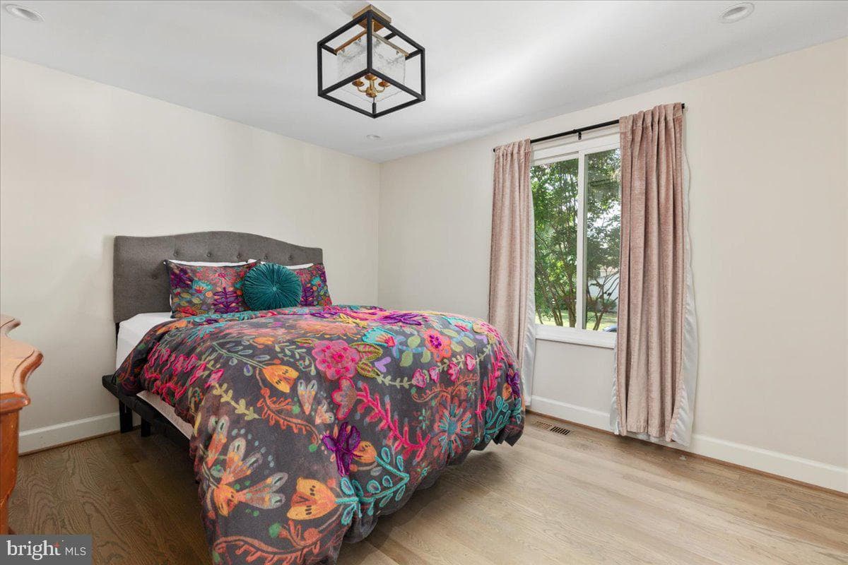 13024 Farthingale Drive photo 13