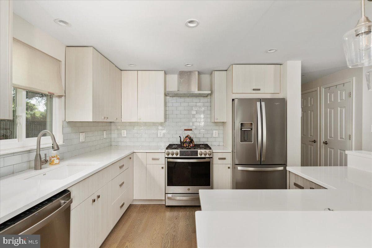 13024 Farthingale Drive photo 5