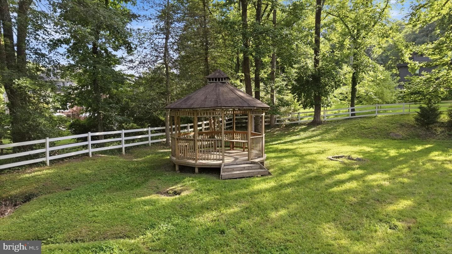 2716 Silkwood Court photo 60