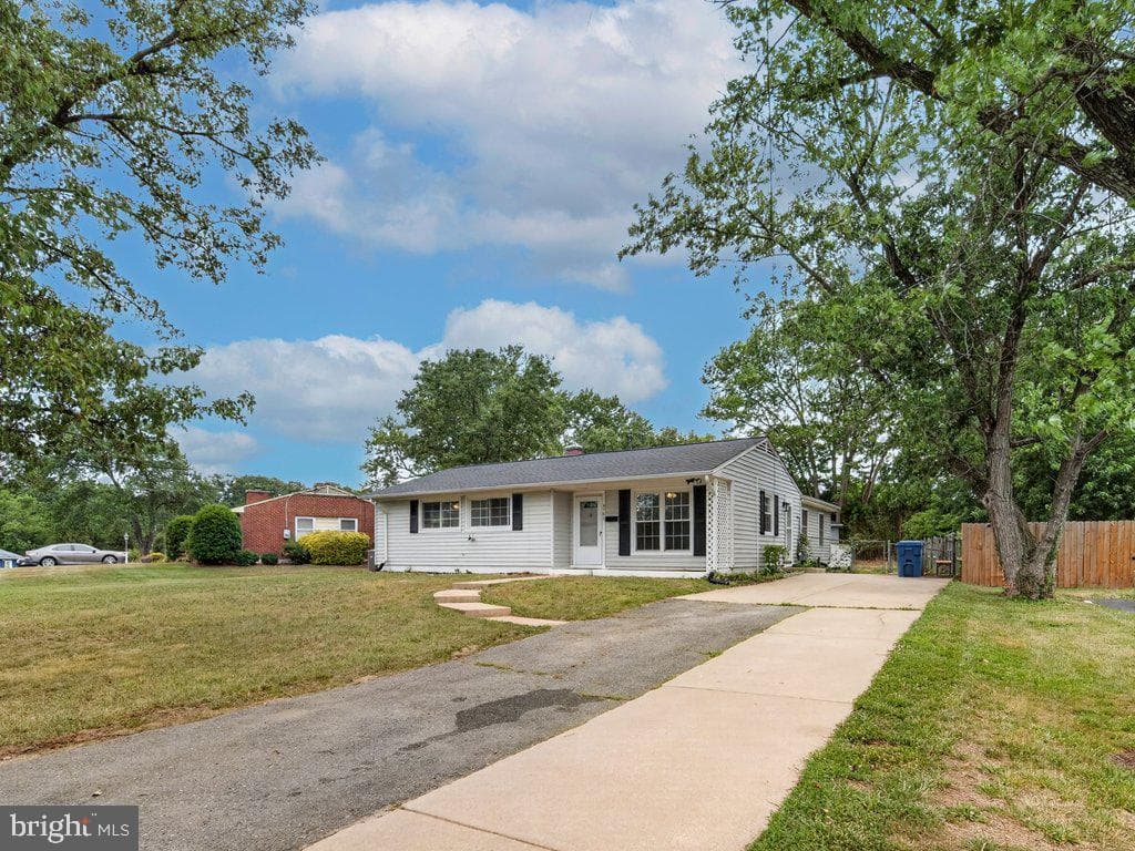 4906 Upland Drive photo 4