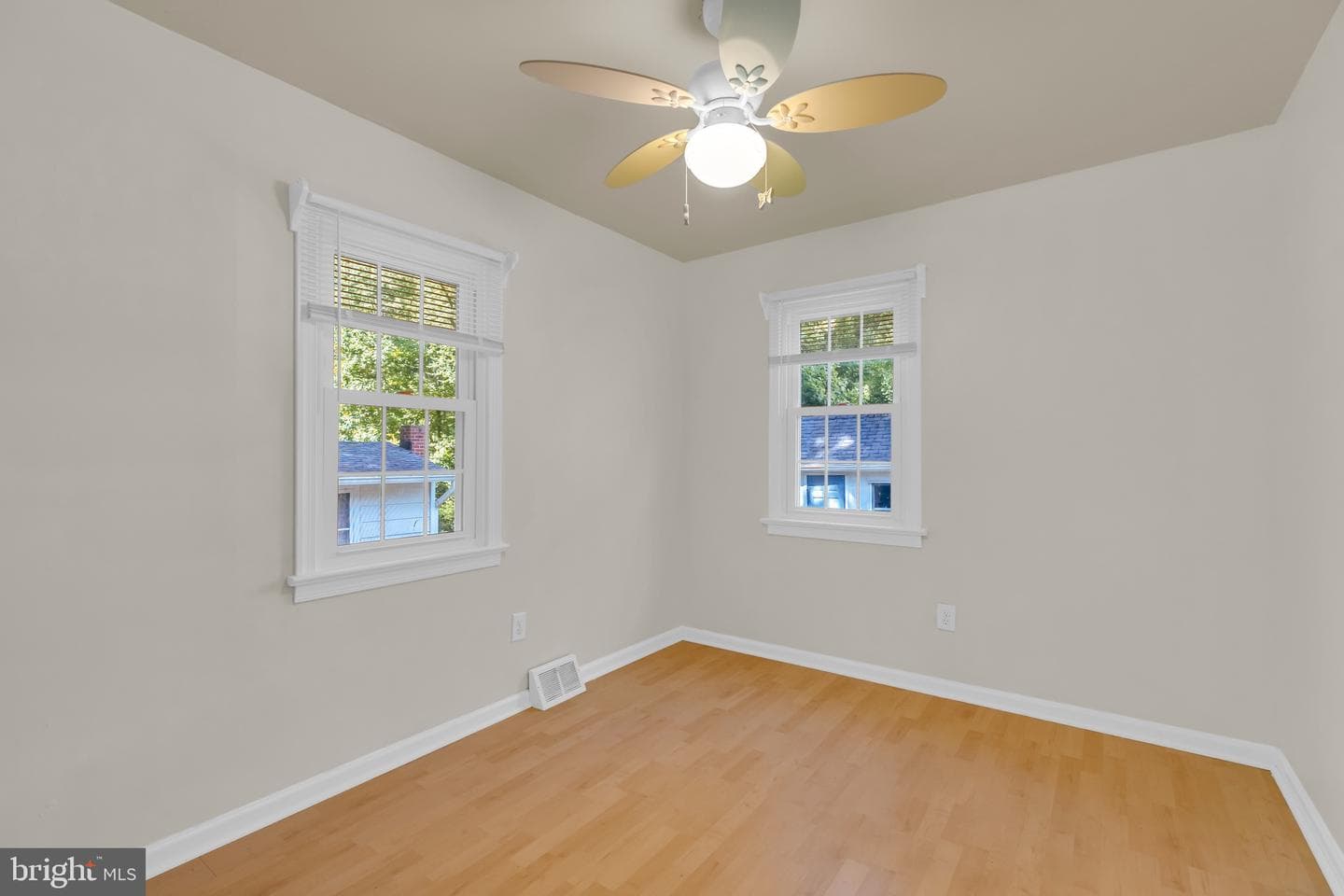 10632 Old Colchester Road photo 17