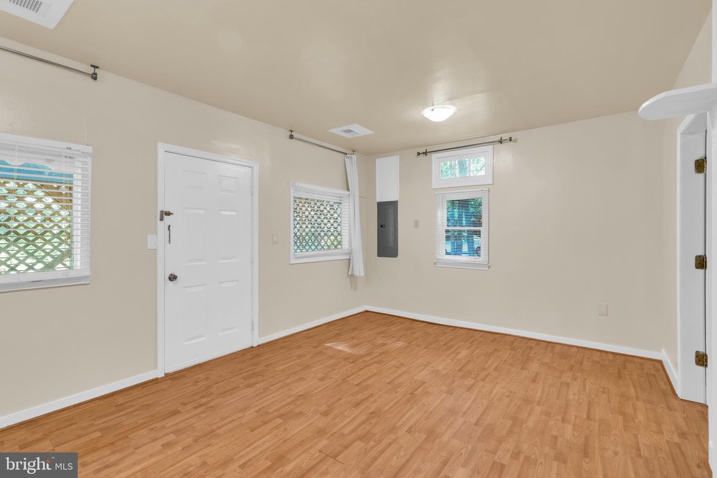 10632 Old Colchester Road photo 42
