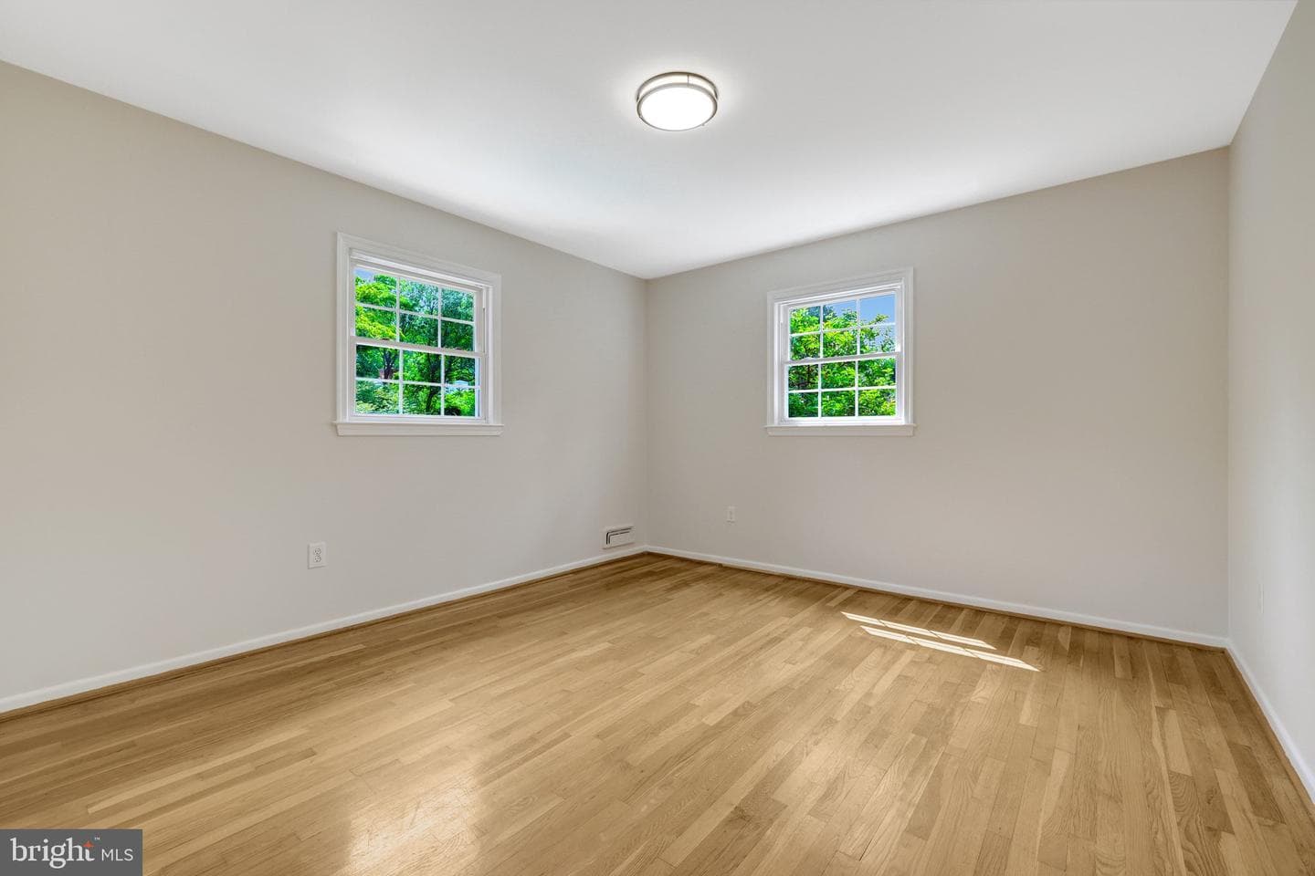 9217 Santayana Drive photo 29