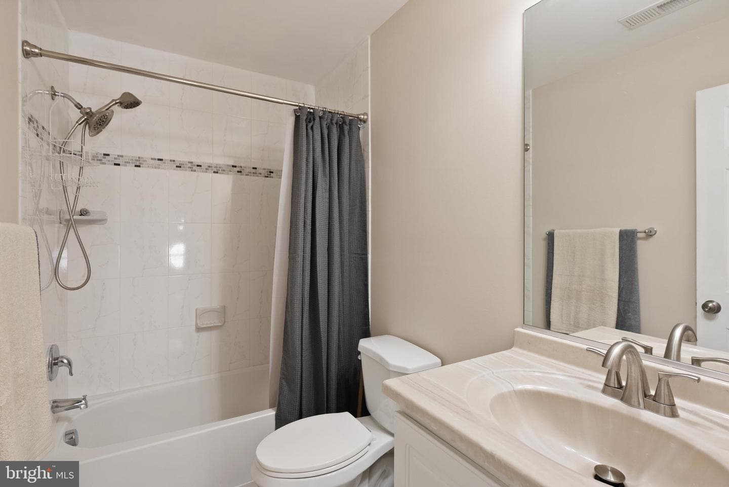 7029 Swain Drive photo 27