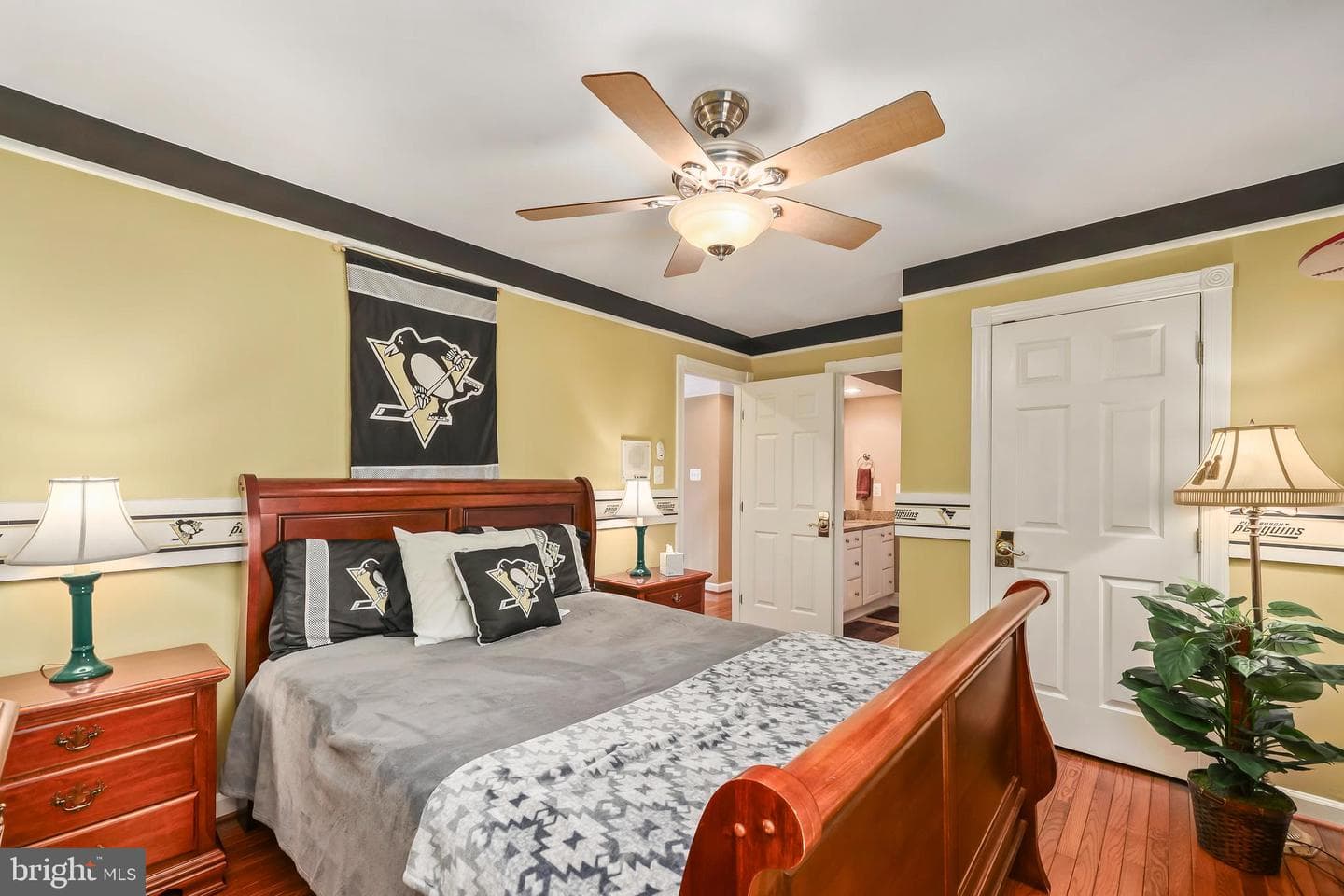 12916 Hedgetop Drive photo 32