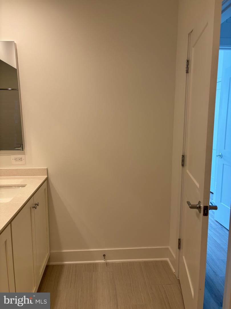 7373 Arlington Boulevard photo 18