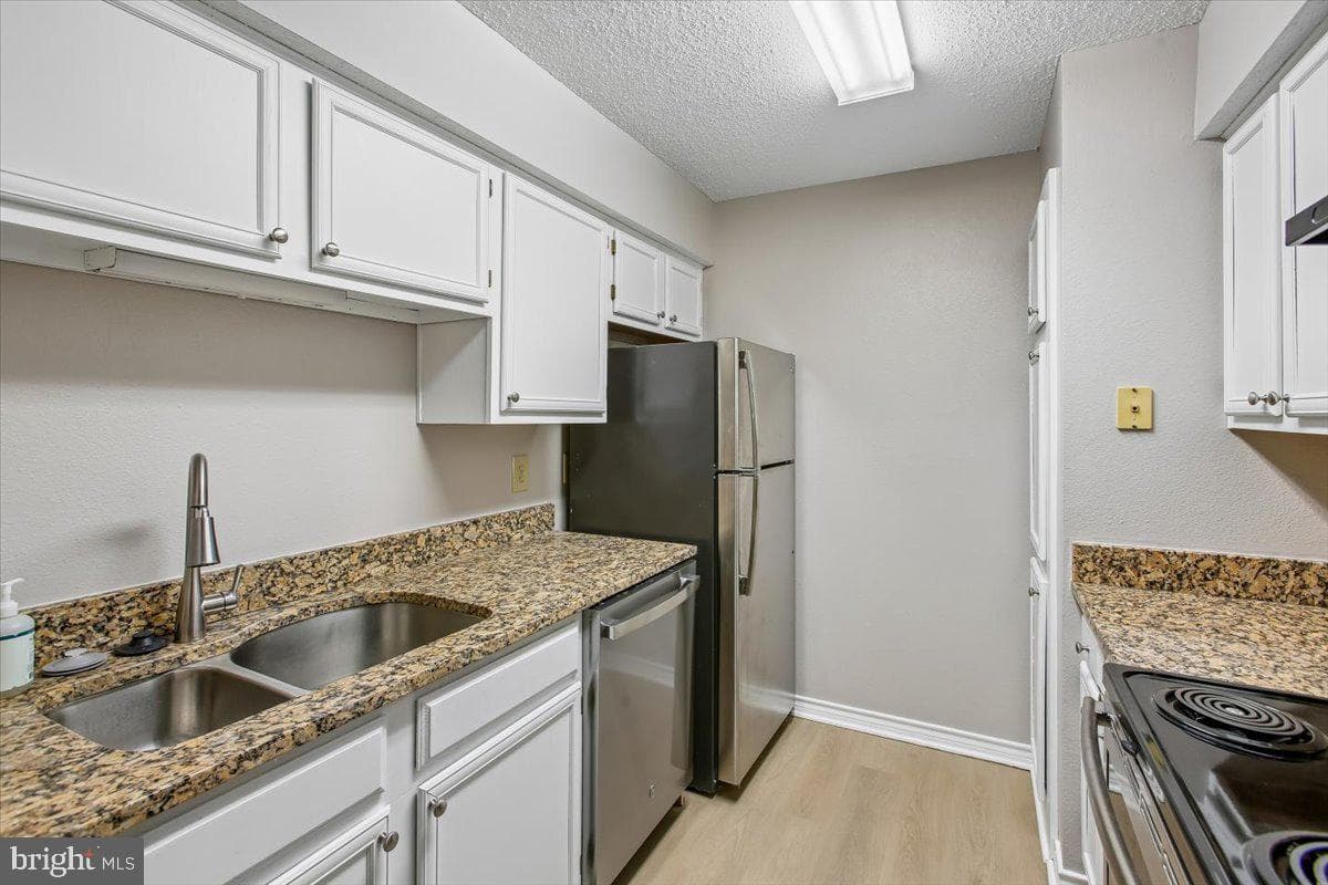 1530 Lincoln Way #203a photo 14