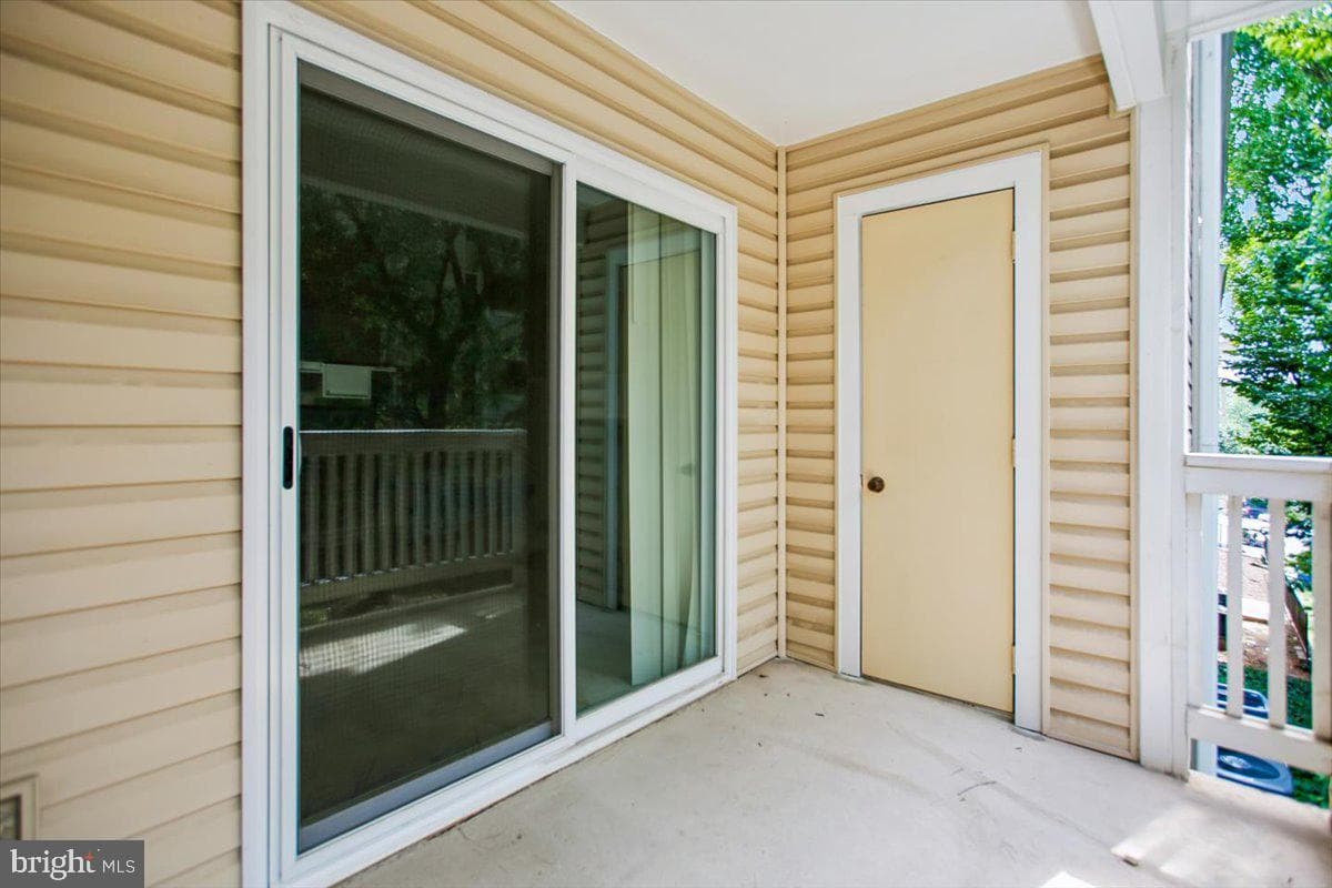 1530 Lincoln Way #203a photo 29