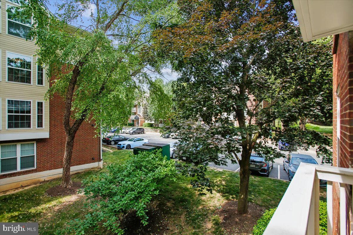 1530 Lincoln Way #203a photo 30