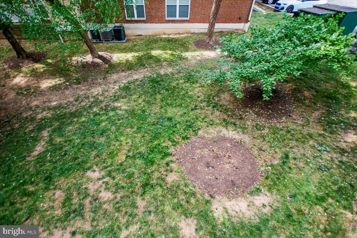 1530 Lincoln Way #203a photo 31