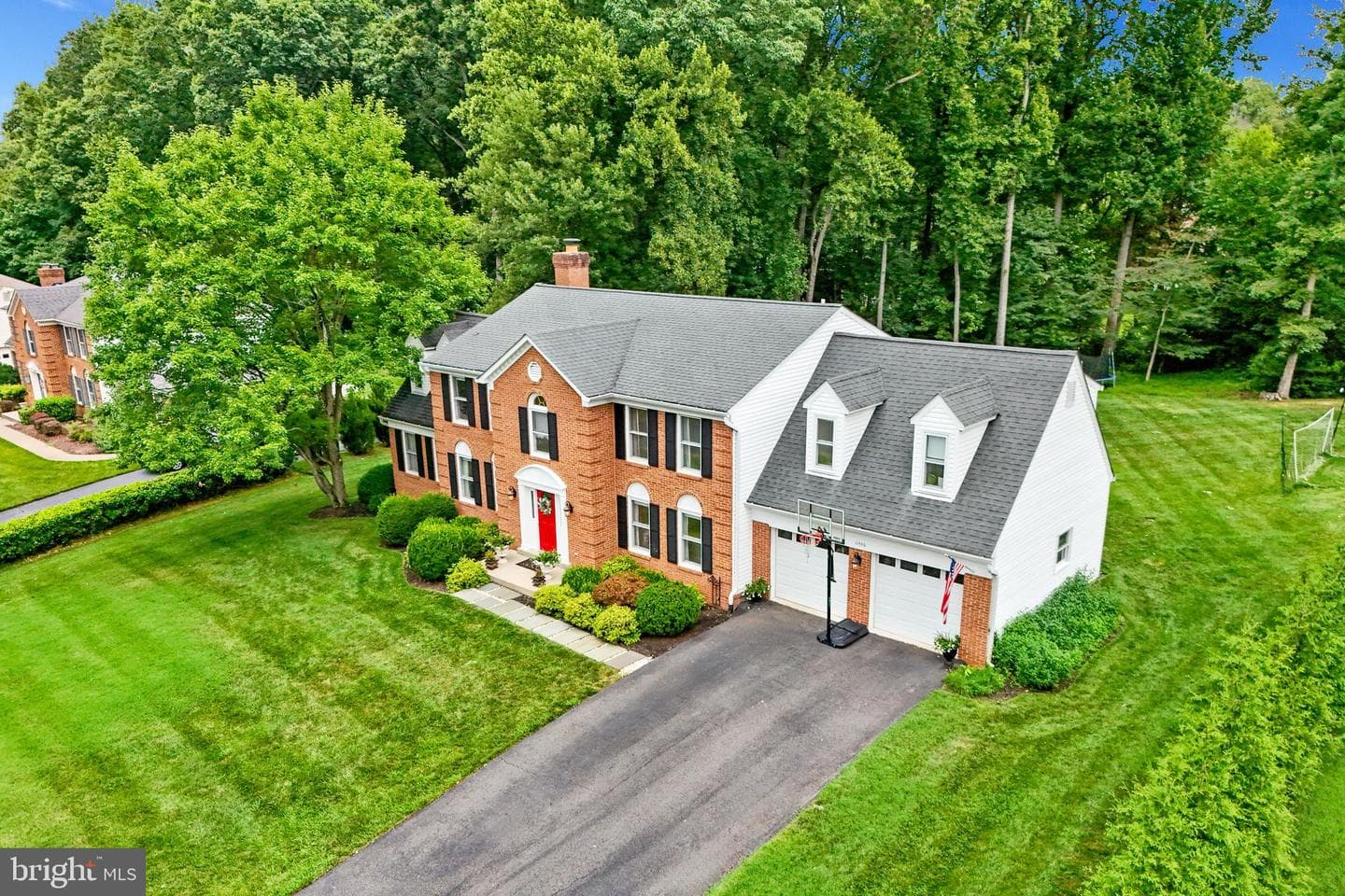 11556 Holly Briar Lane, Great Falls