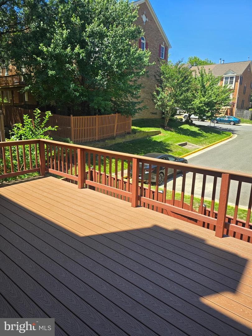 2106 Bobbyber Drive, Vienna