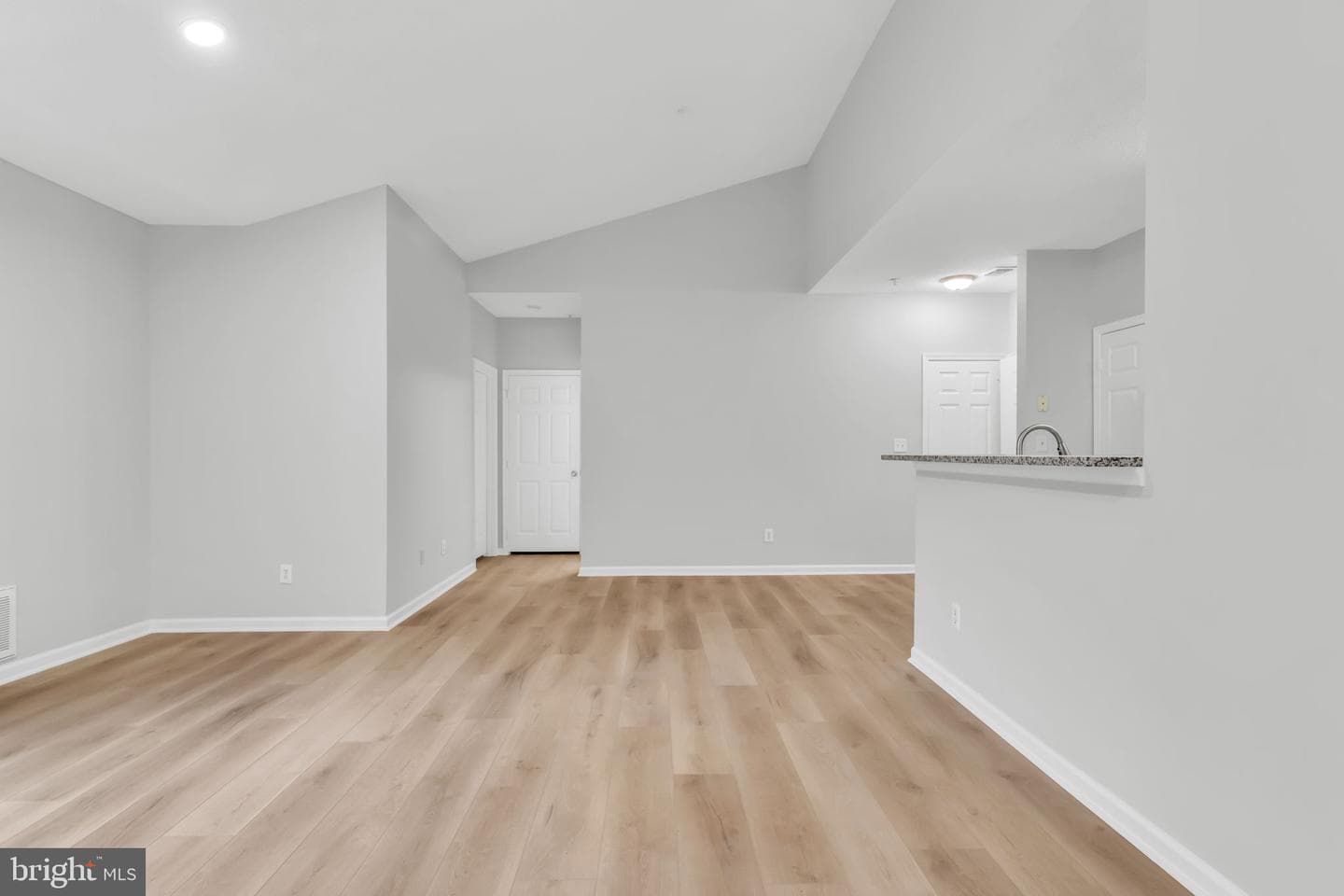 1701 Lake Shore Crest Drive #31 photo 13