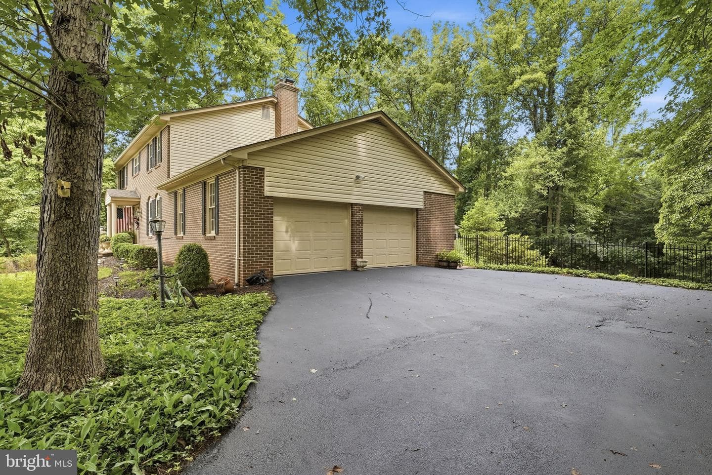10516 Walter Thompson Drive photo 11