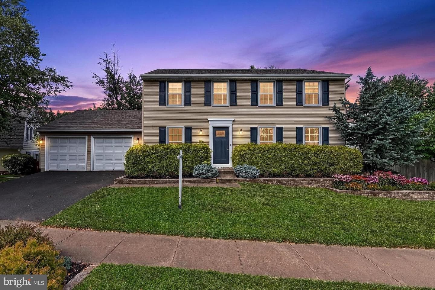 1057 Burwick Drive, Herndon