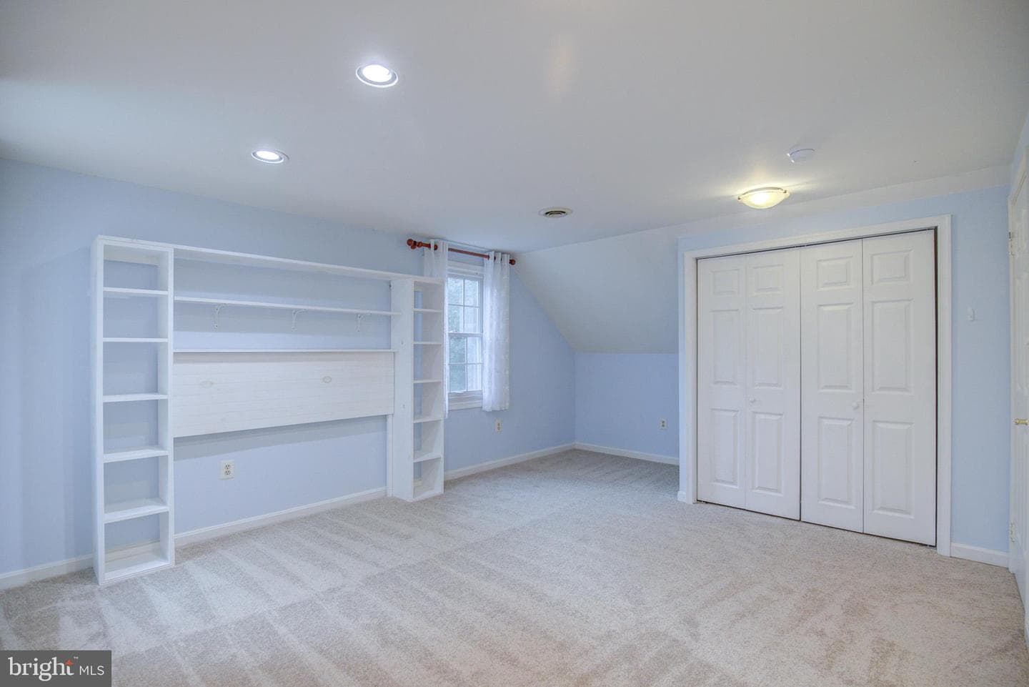 9519 Heathwood Court photo 25