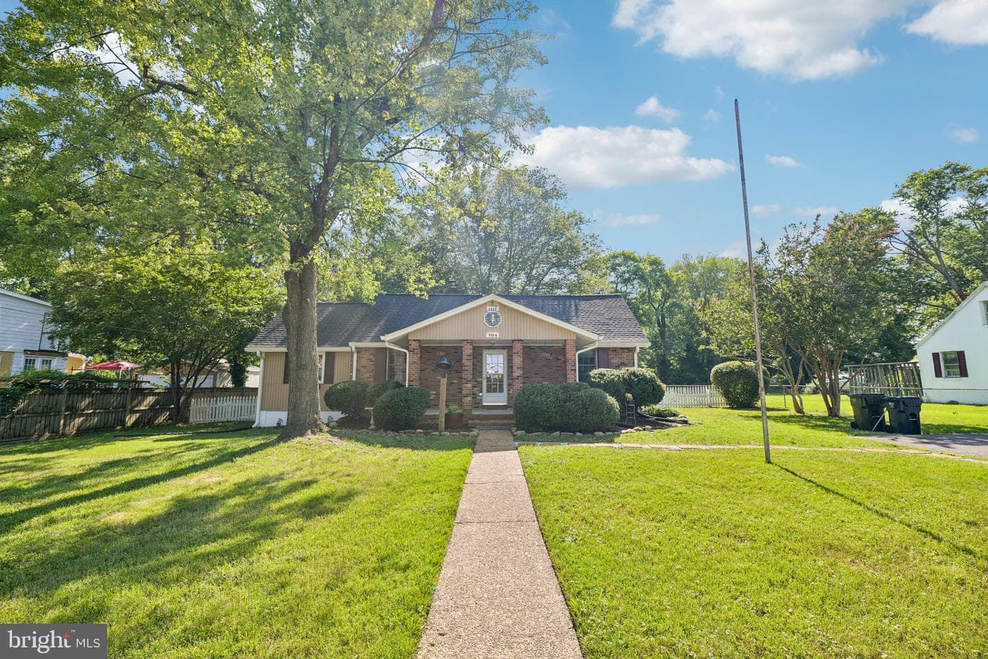 8420 Leaf Road, Alexandria