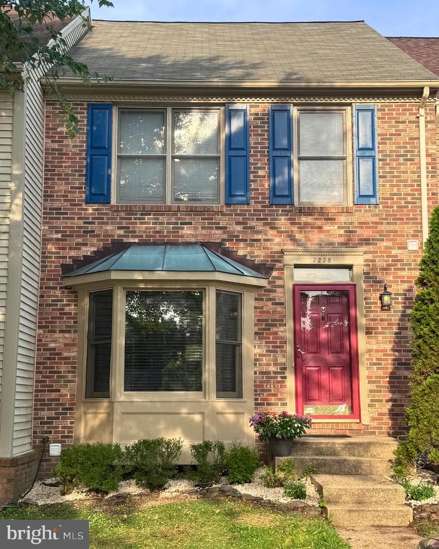 7238 Lensfield Court, Alexandria
