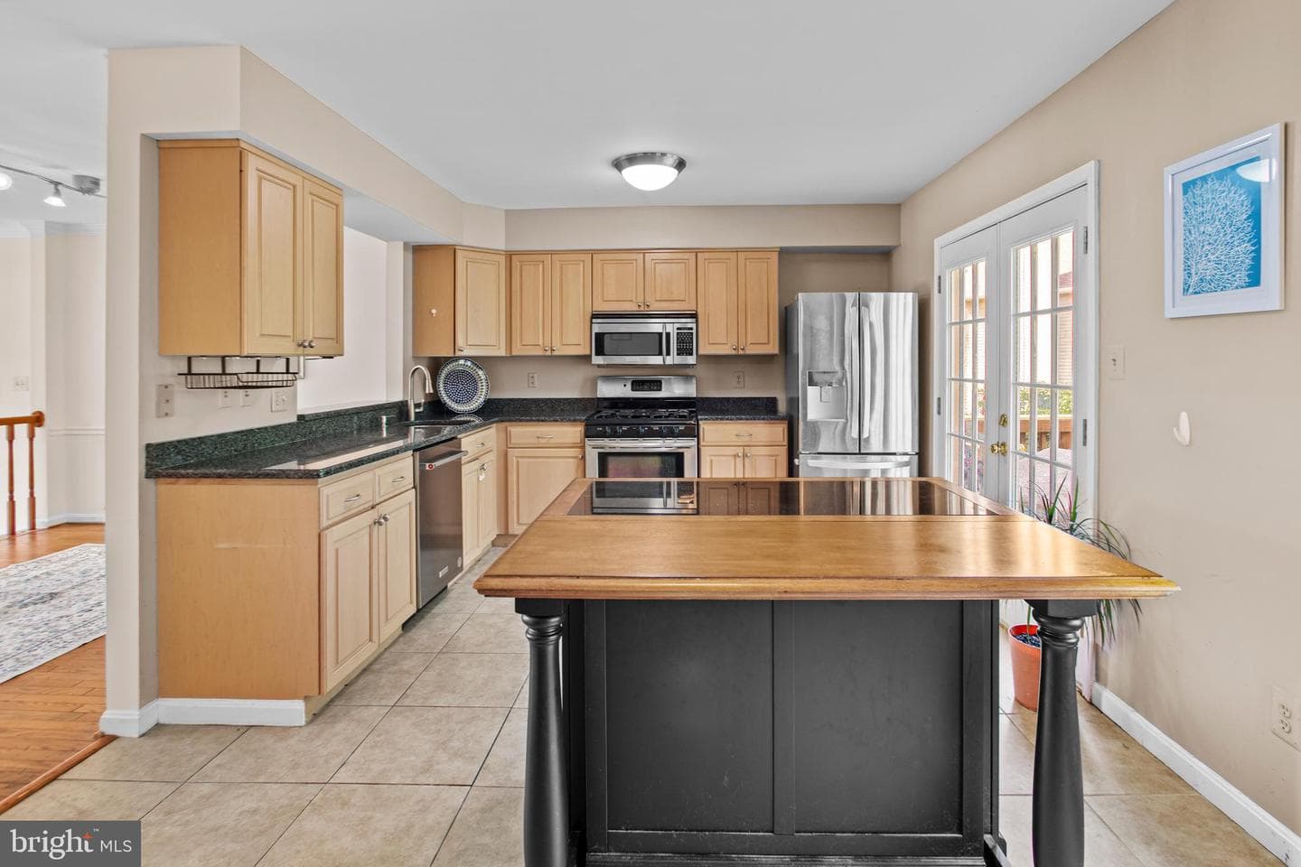 7238 Lensfield Court photo 3