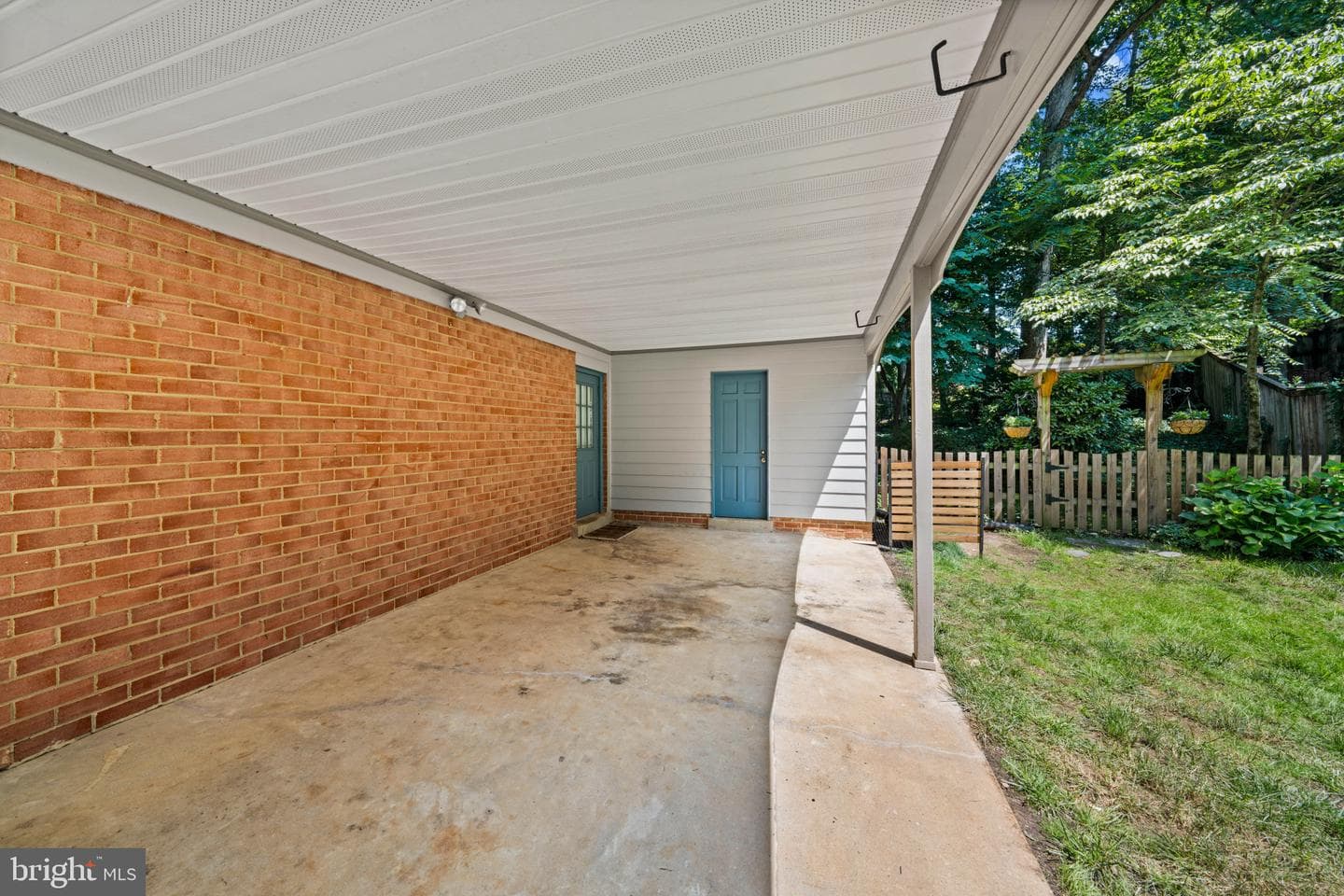 9809 Bacon Court photo 35