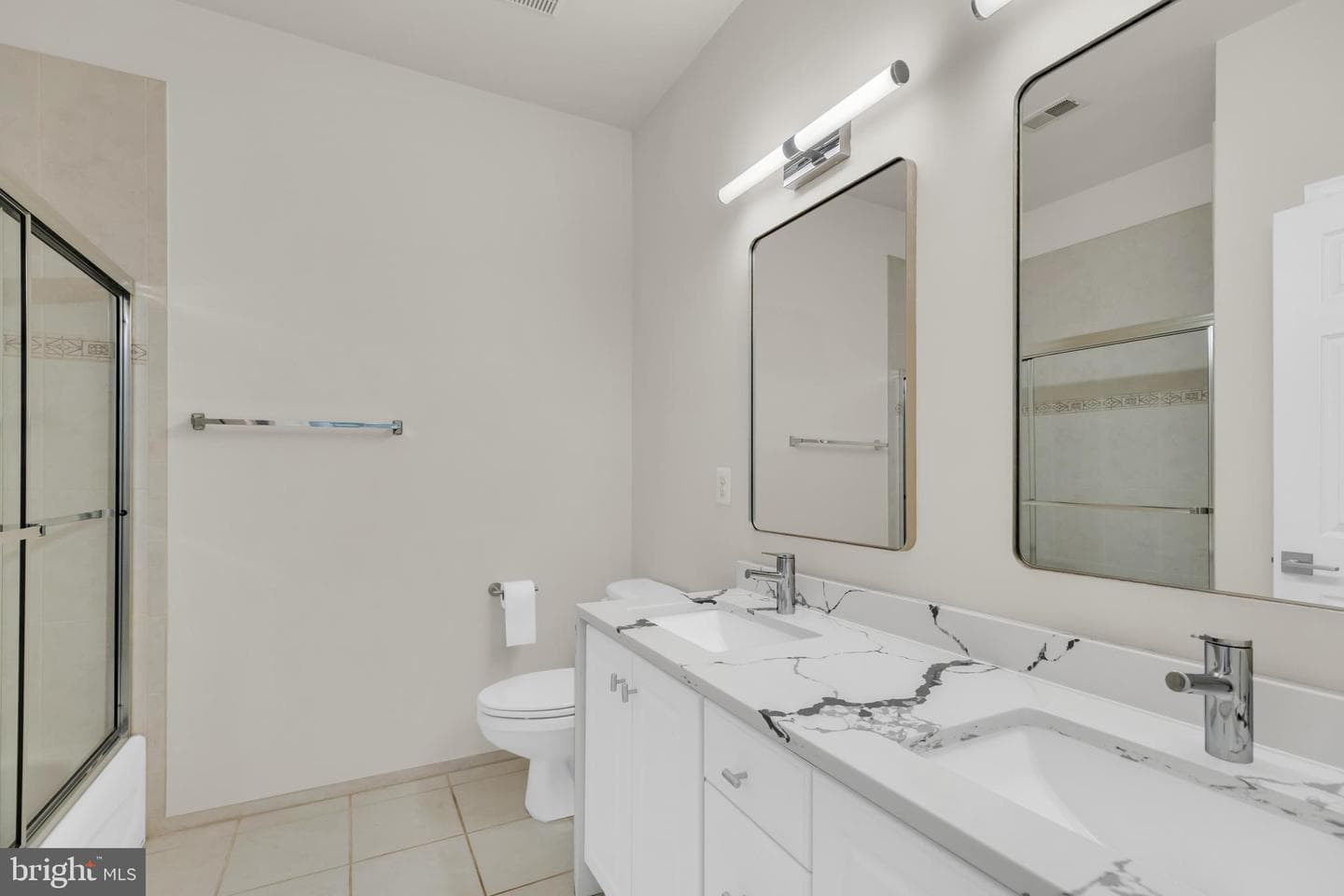 9800 John Robert Way photo 51