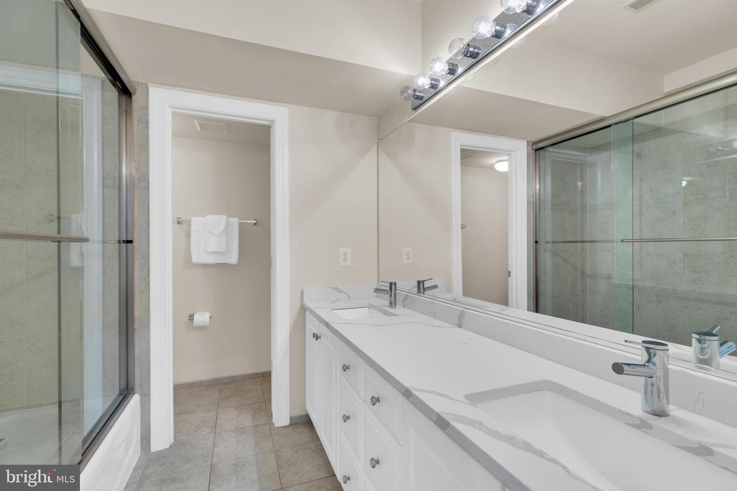 9800 John Robert Way photo 73