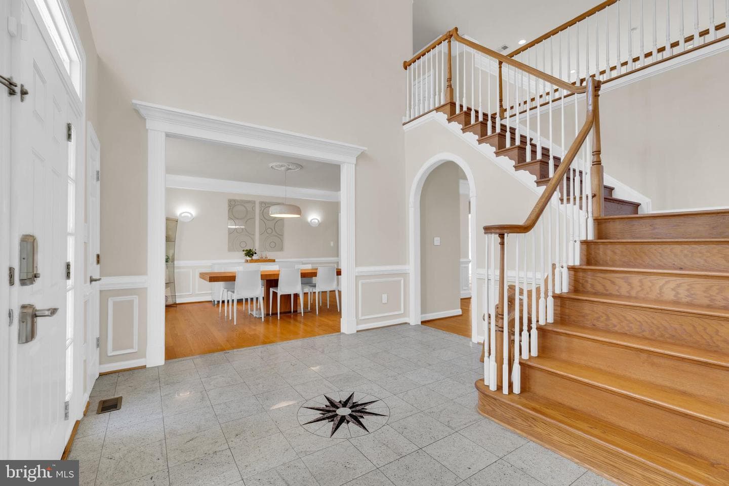 9800 John Robert Way photo 8